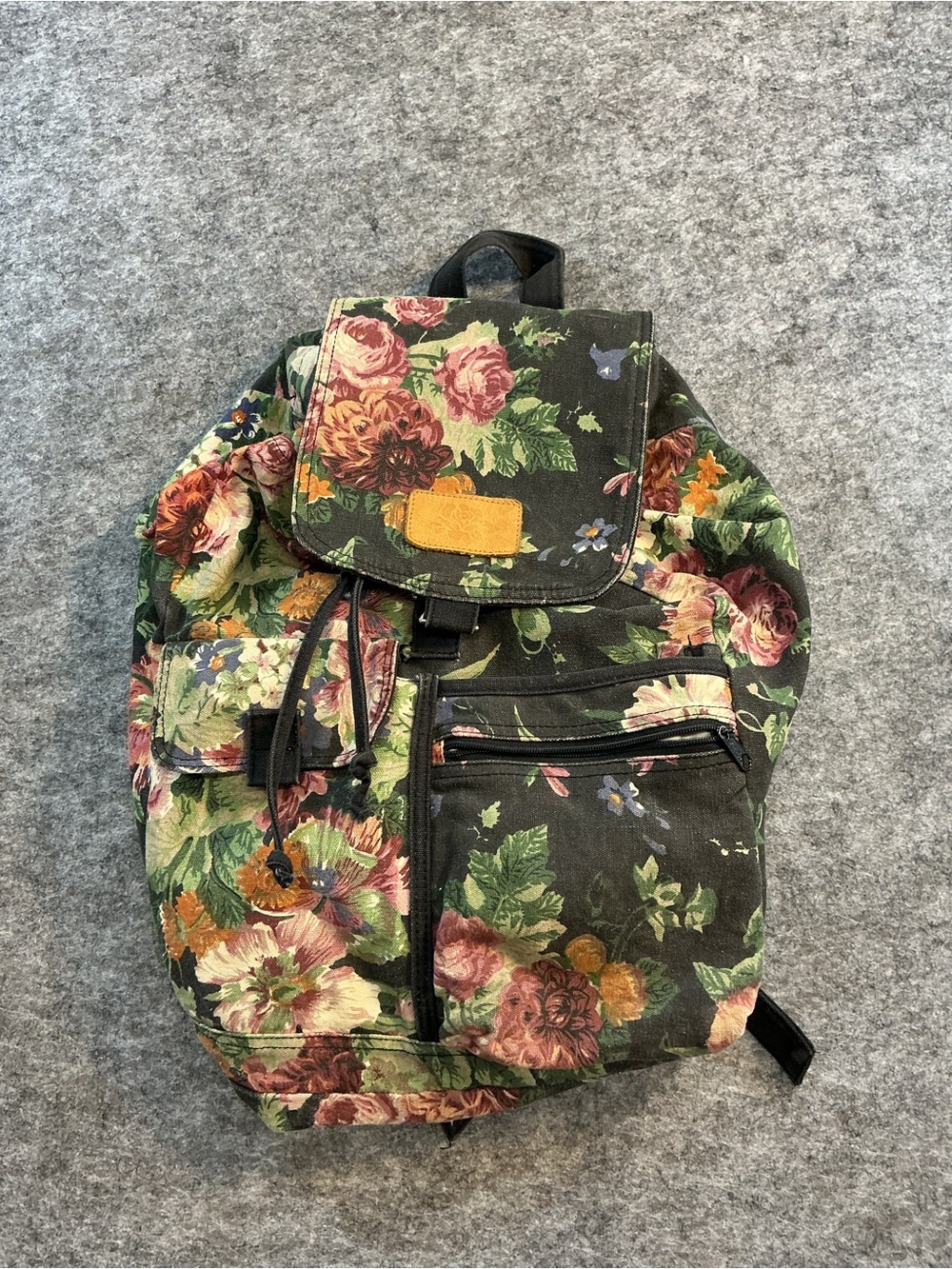 Pacific connections Vintage Floral Canvas Backpack - Black Green Rose Print